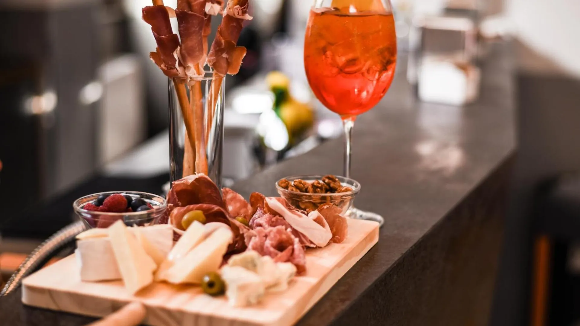 Babila Hostel & Bistrot Milan 0*,  Italy