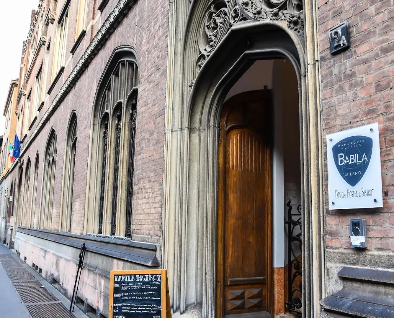Babila Hostel & Bistrot Milan