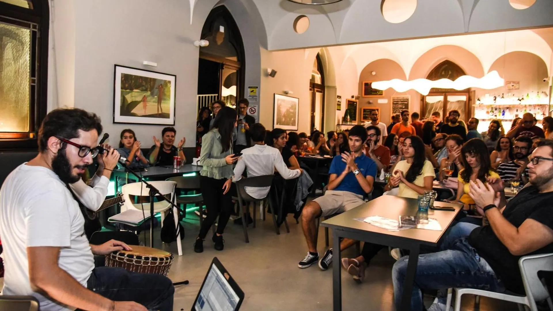 Babila Hostel & Bistrot Milan