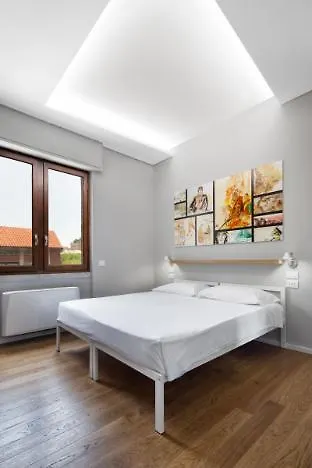 Babila Hostel & Bistrot Milan